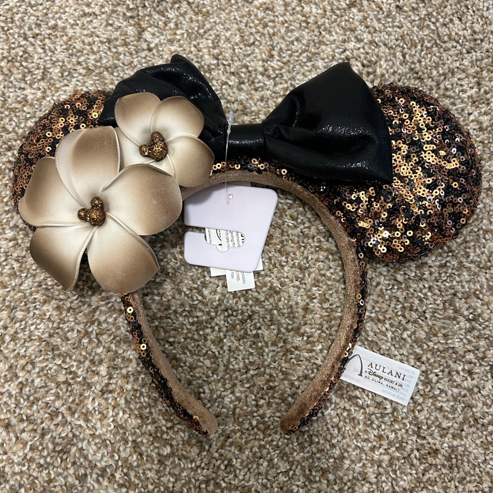 Disney’s Aulani Mickey Ears.